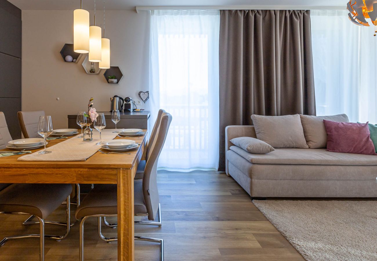 Apartment in Tauplitz - Grimming Lodge Enzian