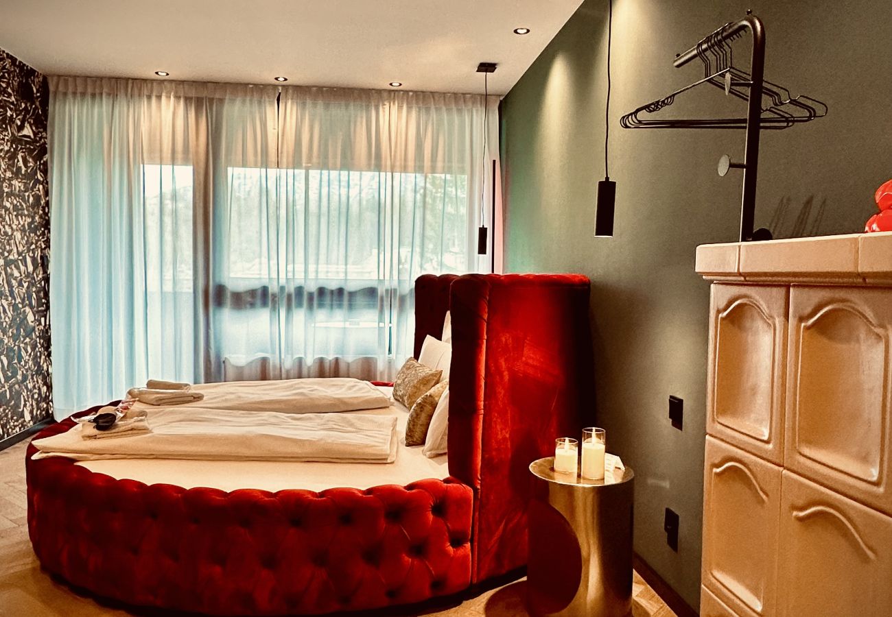 Apartment in Bad Aussee - Red Velvet Romantik Appartement - Bad Aussee City