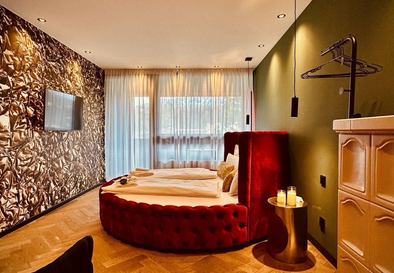 Apartment in Bad Aussee - Red Velvet Romantik Appartement - Bad Aussee City