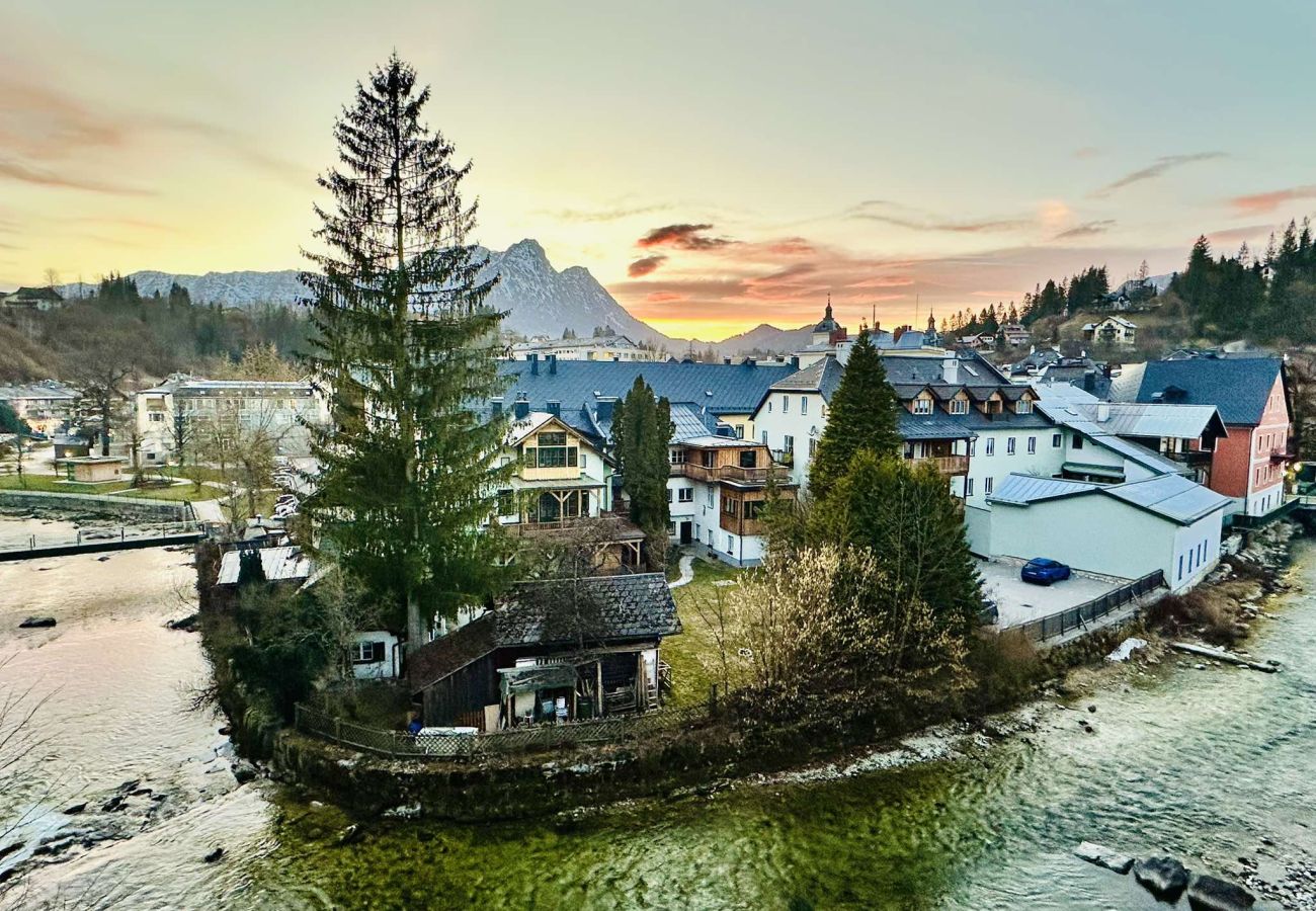 Apartment in Bad Aussee - Miami Vice Appartement mit Balkon