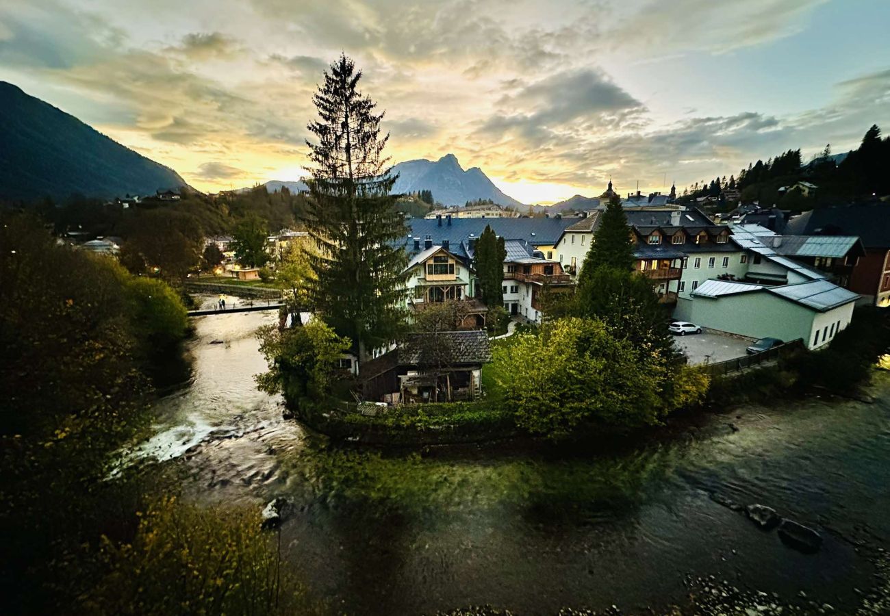 Apartment in Bad Aussee - Miami Vice Appartement mit Balkon