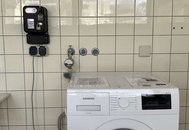 Ferienwohnung in Bad Aussee - Miami Vice Appartement mit Balkon Ferienwohnung in Bad Aussee - Miami Vice Appartement mit Balkon