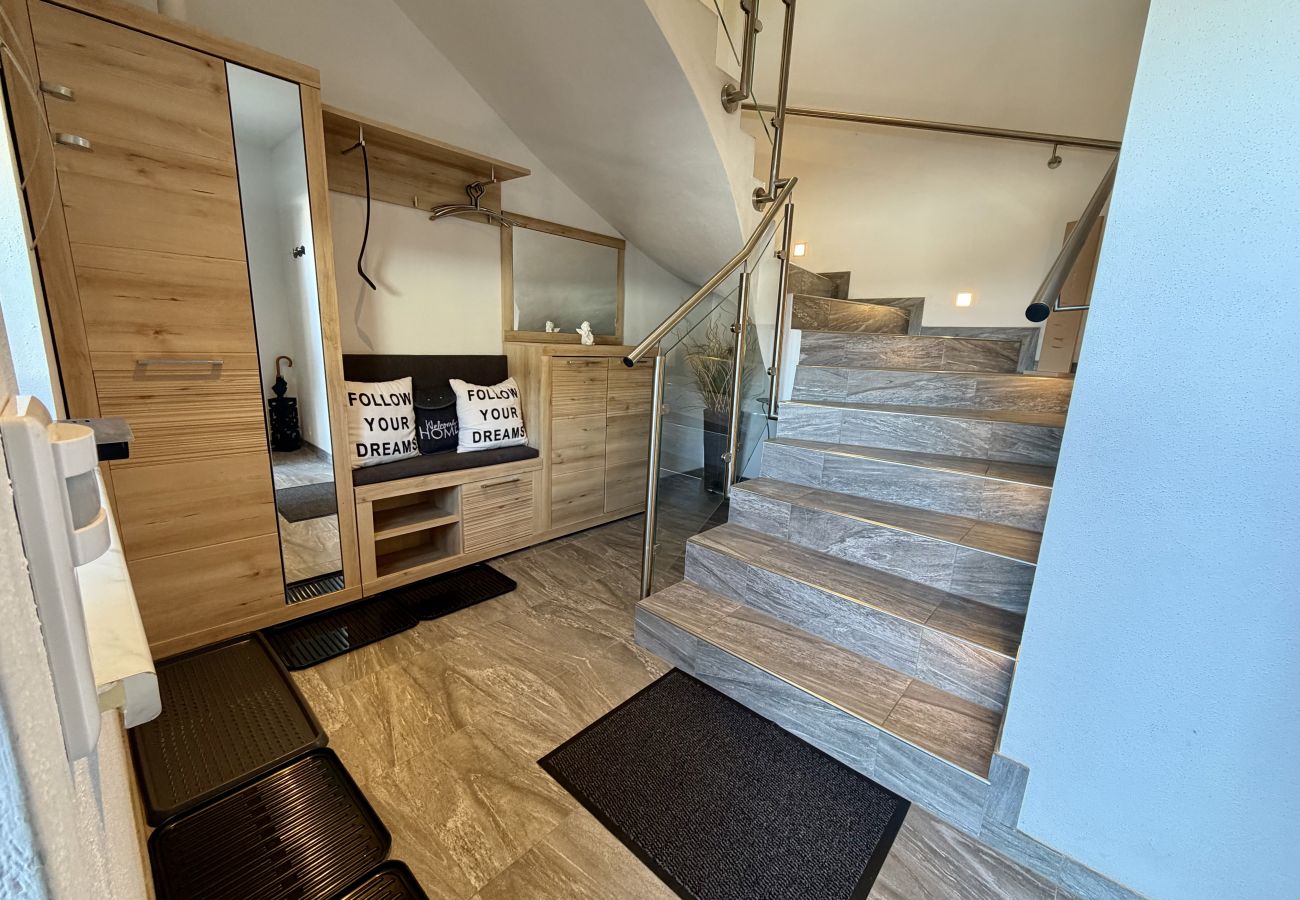 Ferienwohnung in Haus im Ennstal - Feel Free 95 Apartment